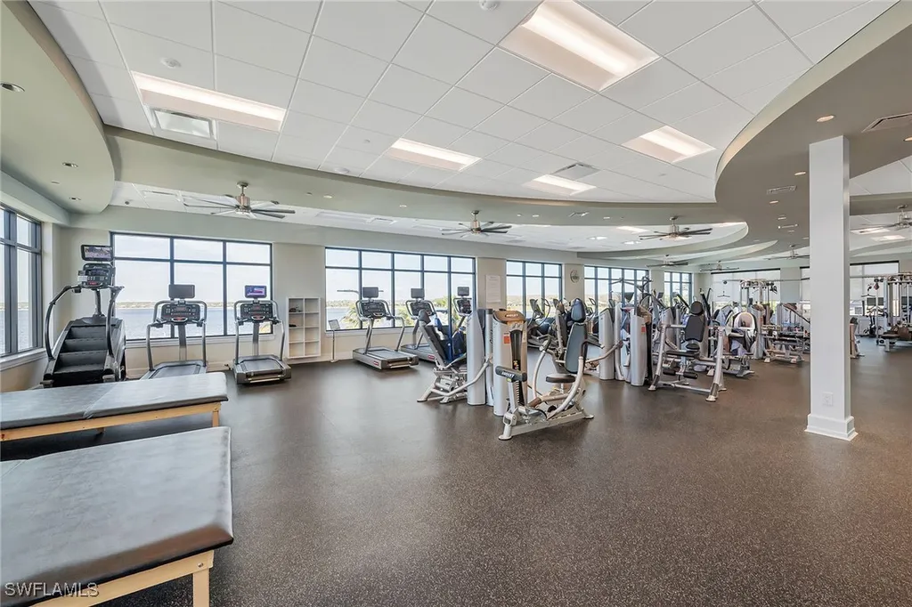 9087 Breakwater Drive Naples FL 34120