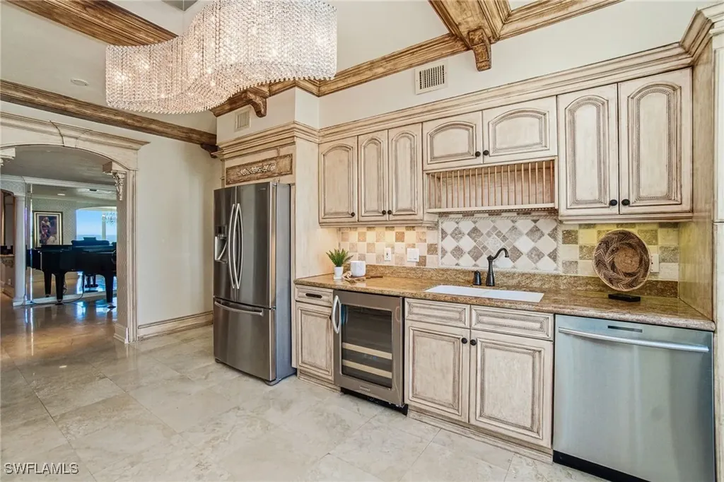 4301 Gulf Shore Boulevard N Naples FL 34103