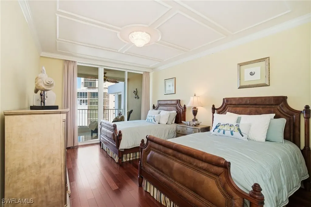 4301 Gulf Shore Boulevard N Naples FL 34103