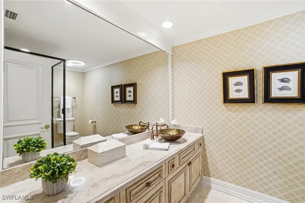 4301 Gulf Shore Boulevard N Naples FL 34103