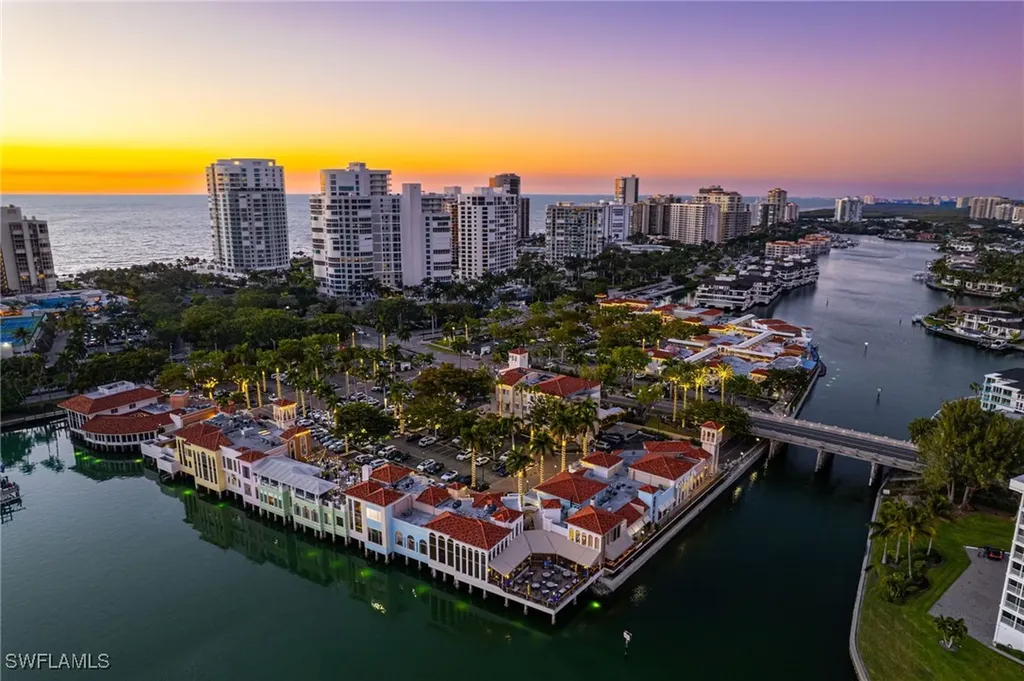 4301 Gulf Shore Boulevard N Naples FL 34103