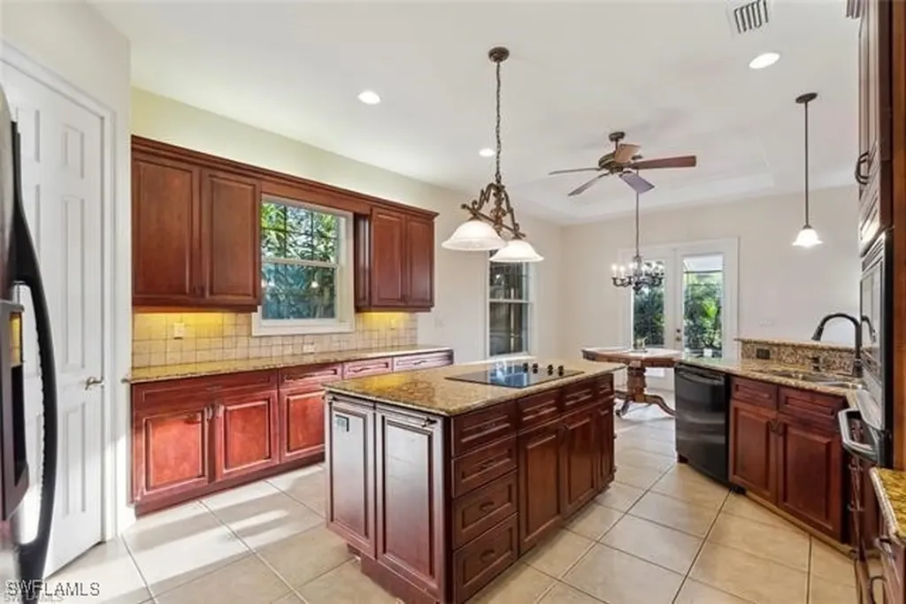 3155 Santorini Court Naples FL 34119