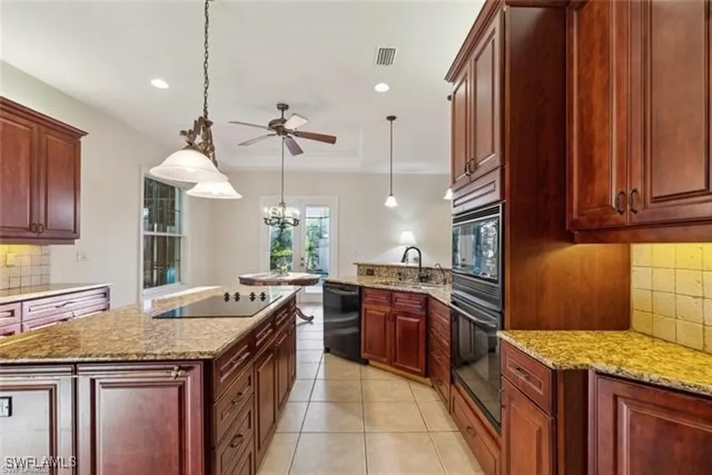 3155 Santorini Court Naples FL 34119
