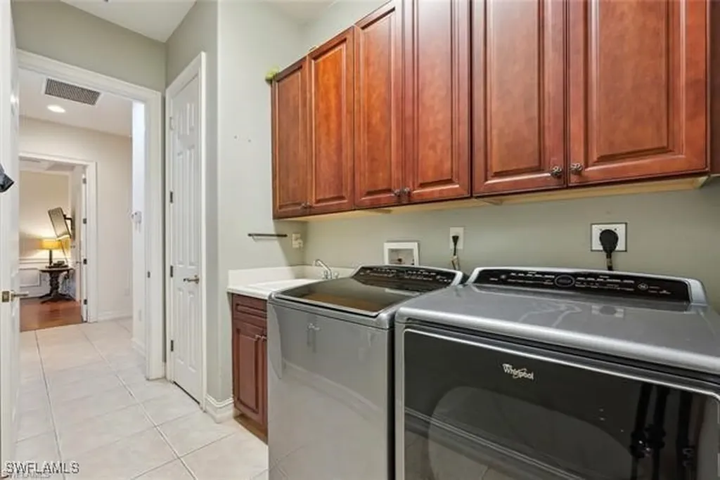3155 Santorini Court Naples FL 34119