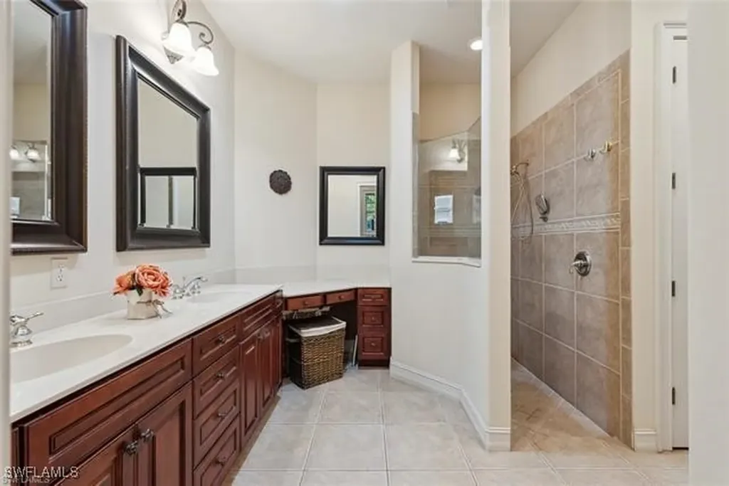 3155 Santorini Court Naples FL 34119