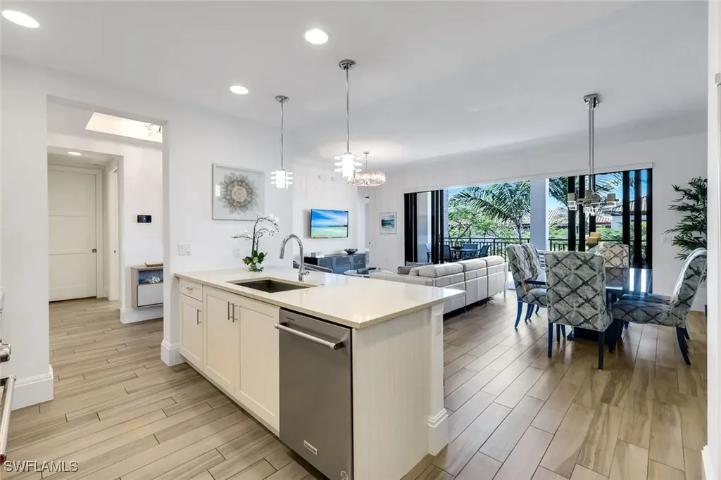 1035 3rd Avenue S Naples FL 34102
