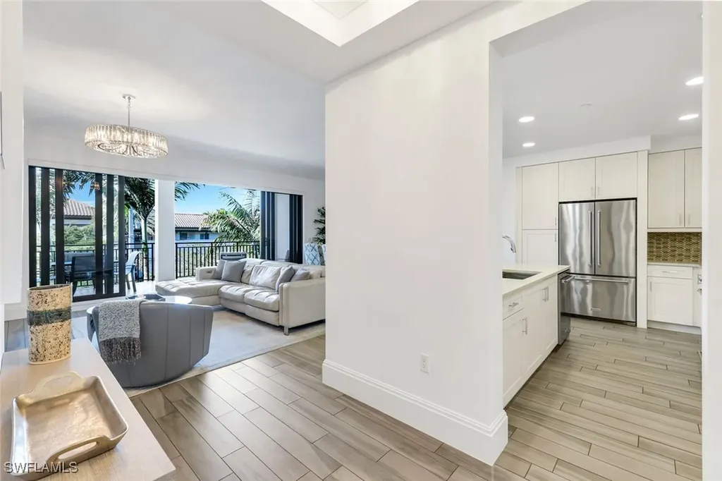 1035 3rd Avenue S Naples FL 34102