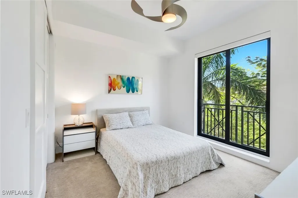 1035 3rd Avenue S Naples FL 34102