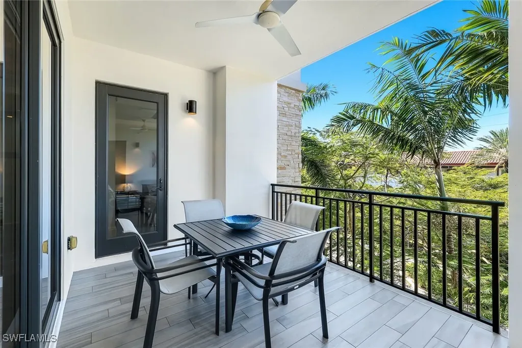 1035 3rd Avenue S Naples FL 34102
