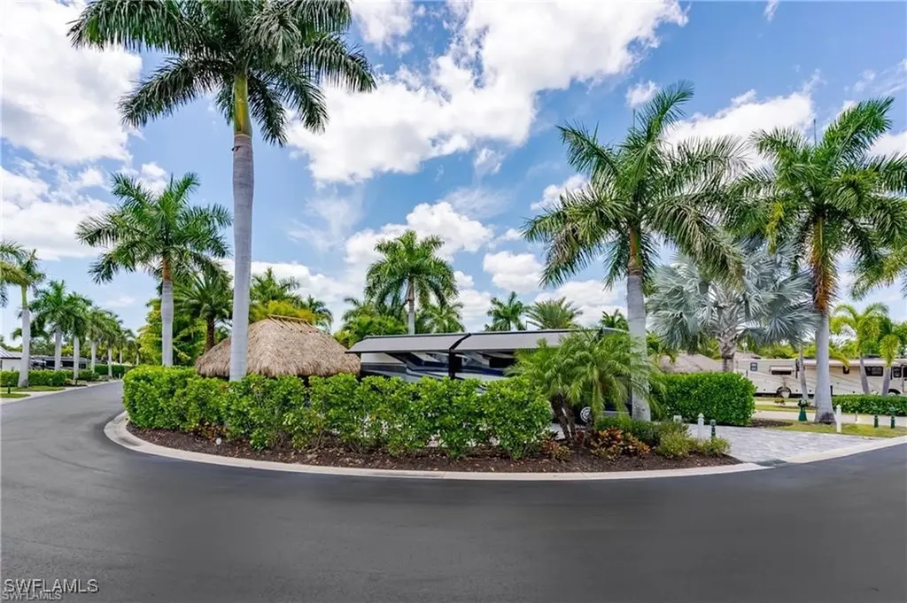 13526 Snook Circle Naples FL 34114