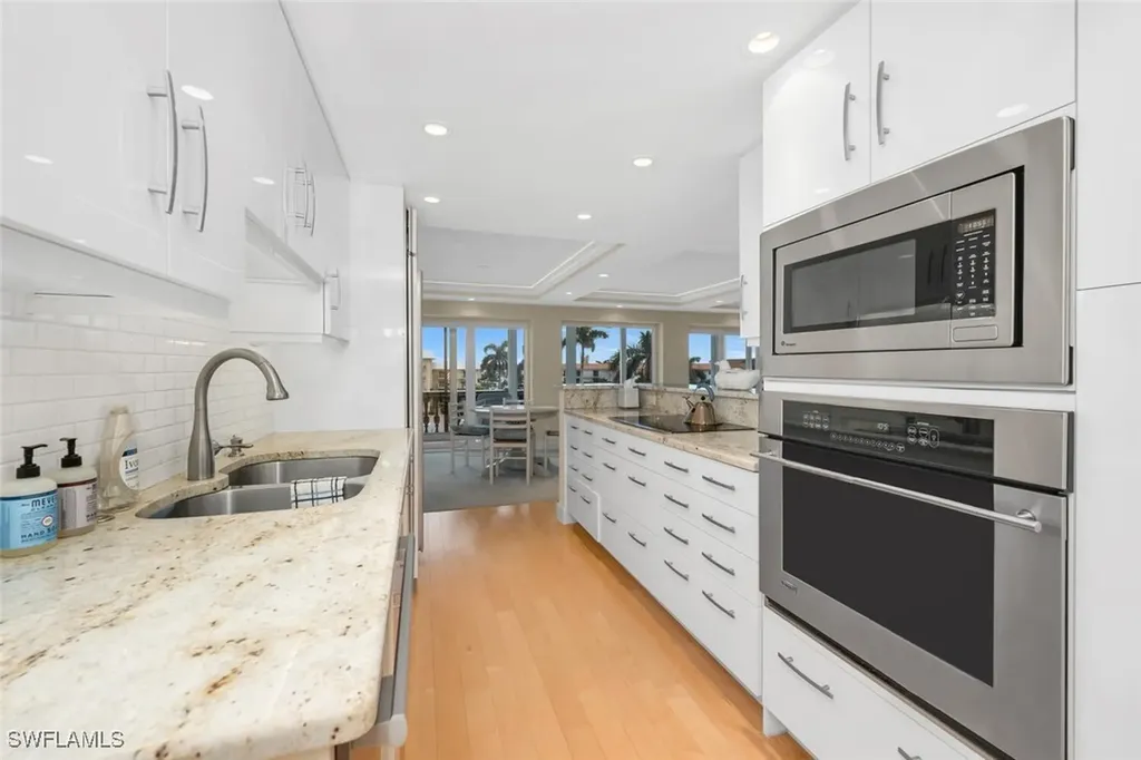 3003 Gulf Shore Boulevard N Naples FL 34103
