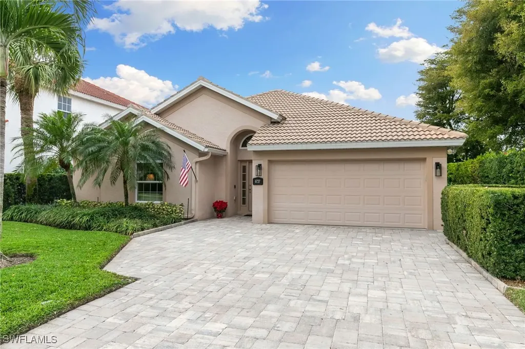 6737 Autumn Woods Boulevard Naples FL 34109