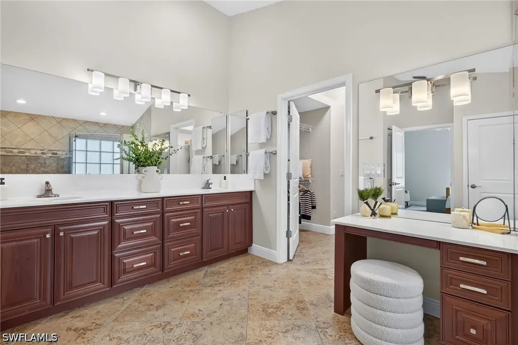 6737 Autumn Woods Boulevard Naples FL 34109