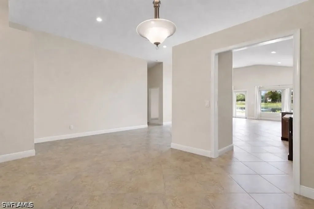 6737 Autumn Woods Boulevard Naples FL 34109