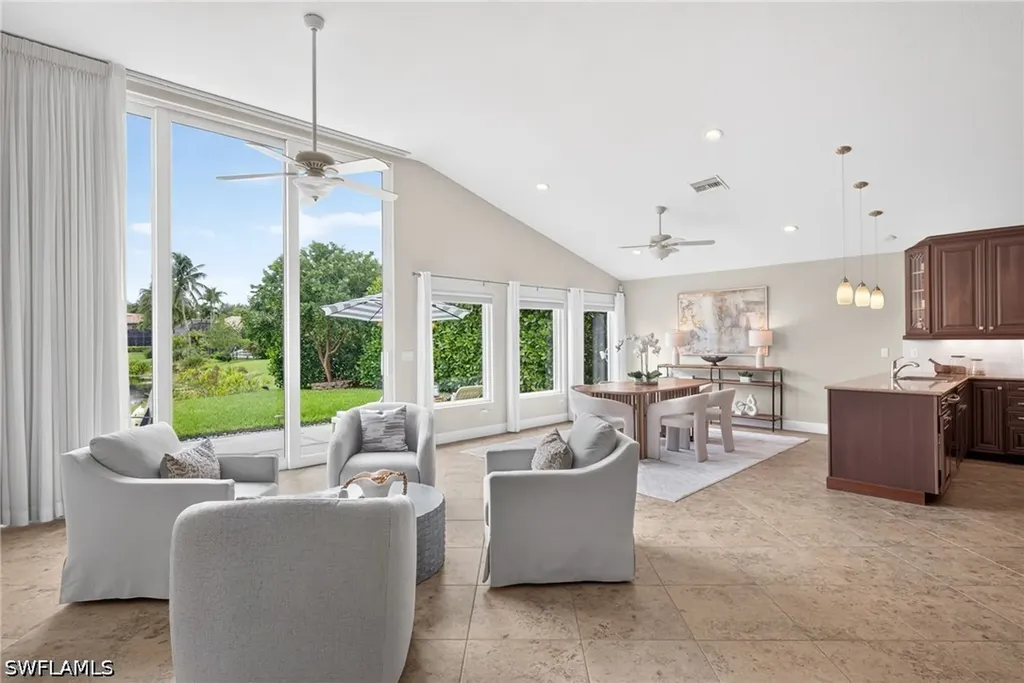 6737 Autumn Woods Boulevard Naples FL 34109