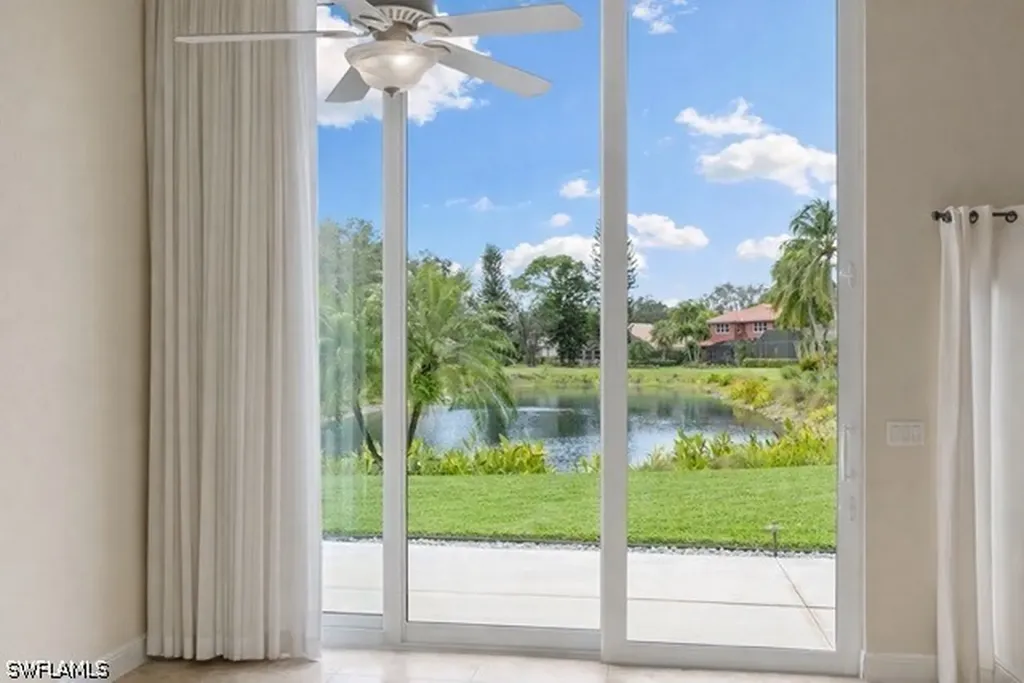 6737 Autumn Woods Boulevard Naples FL 34109
