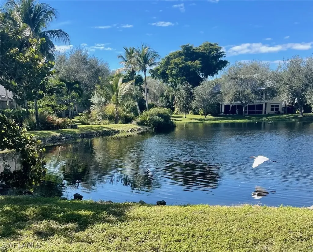 1329 Solana Road Naples FL 34103