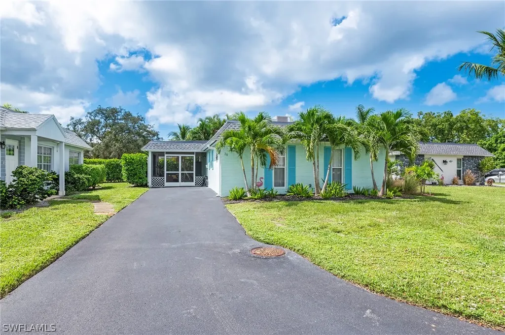 30 Kings Road Naples FL 34112