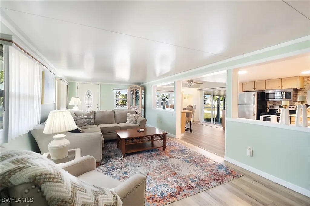 27355 Rue Viauv Avenue Bonita Springs FL 34135