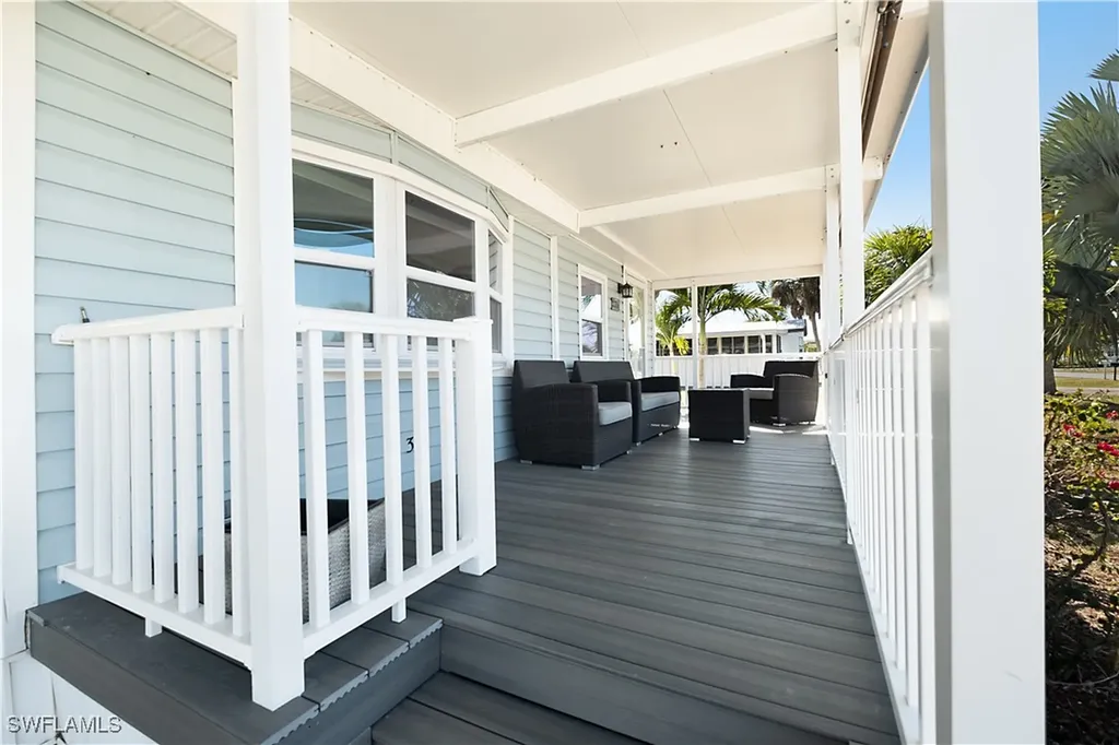 27355 Rue Viauv Avenue Bonita Springs FL 34135