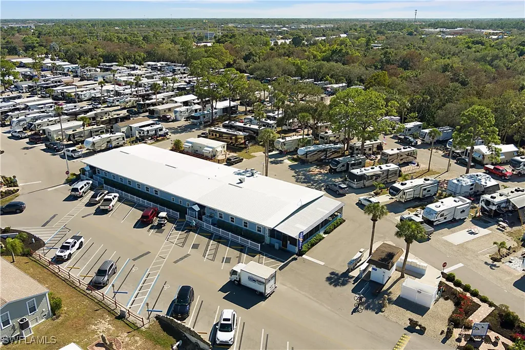 27355 Rue Viauv Avenue Bonita Springs FL 34135