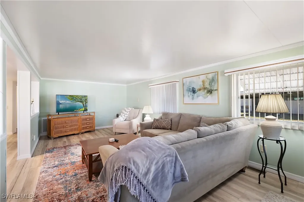 27355 Rue Viauv Avenue Bonita Springs FL 34135