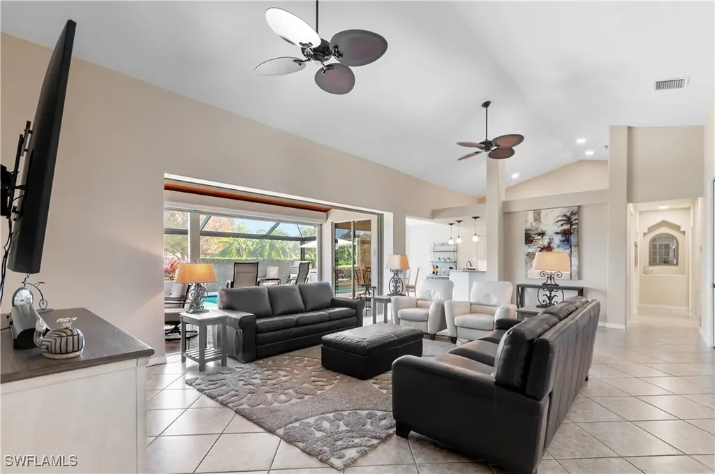 28491 Rochester Court Bonita Springs FL 34135