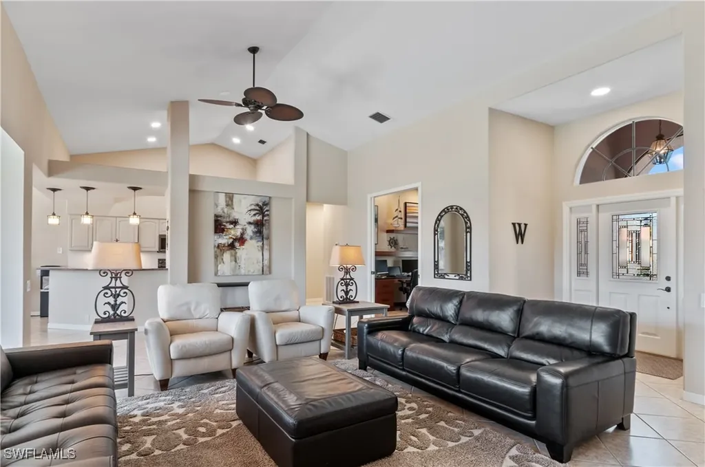 28491 Rochester Court Bonita Springs FL 34135