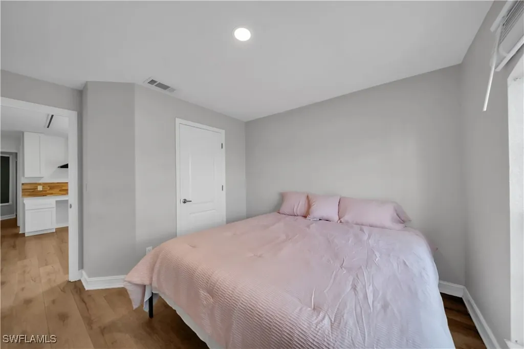 1140 NW 19th Place Cape Coral FL 33993