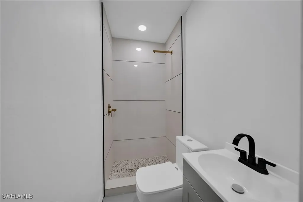 1140 NW 19th Place Cape Coral FL 33993