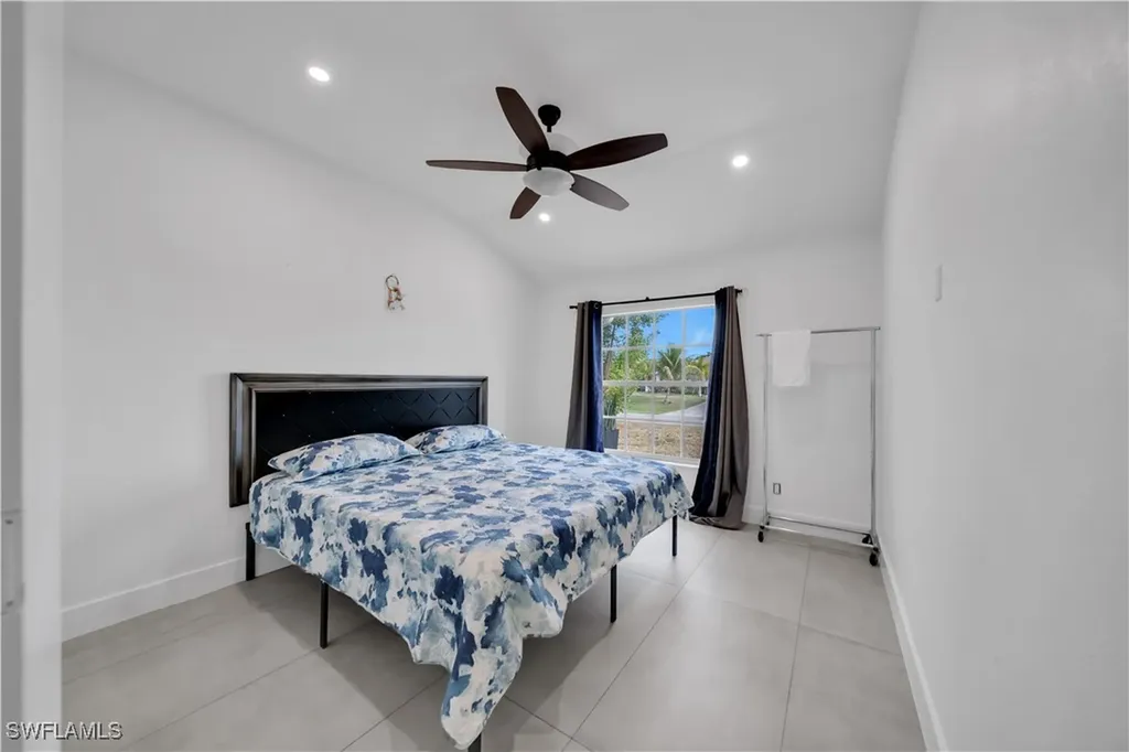 1140 NW 19th Place Cape Coral FL 33993