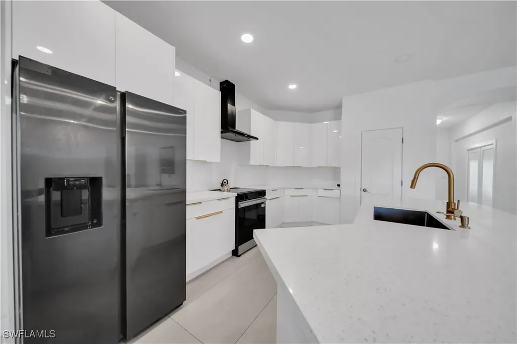 1140 NW 19th Place Cape Coral FL 33993