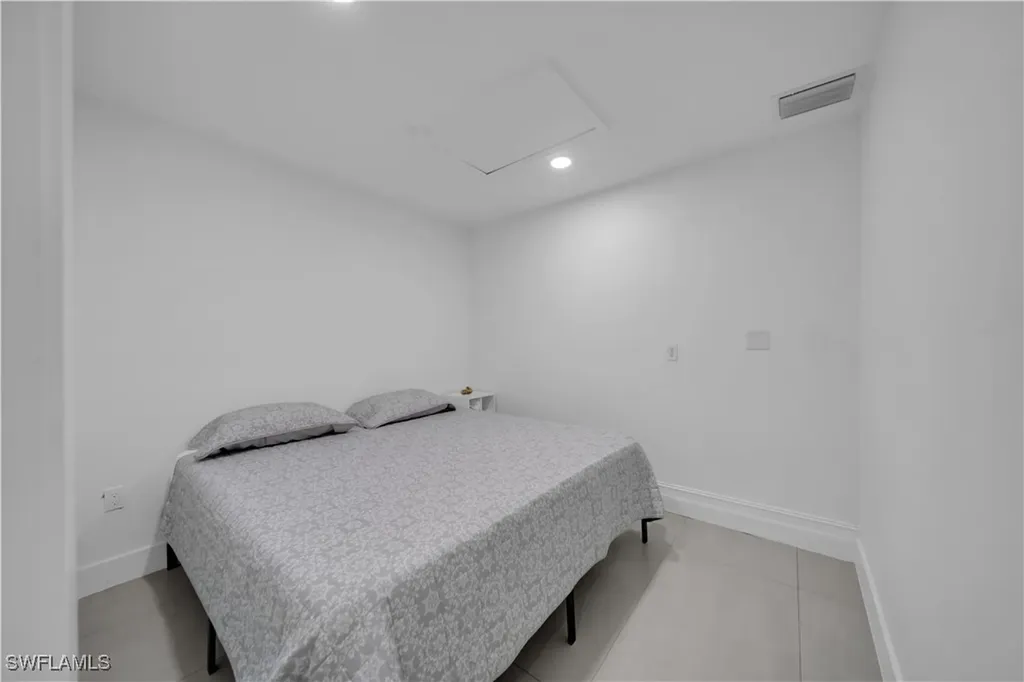 1140 NW 19th Place Cape Coral FL 33993