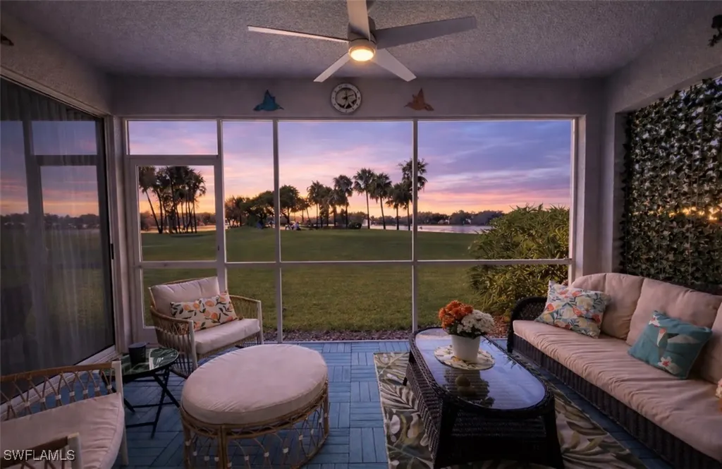 1945 Crestview Way Naples FL 34119