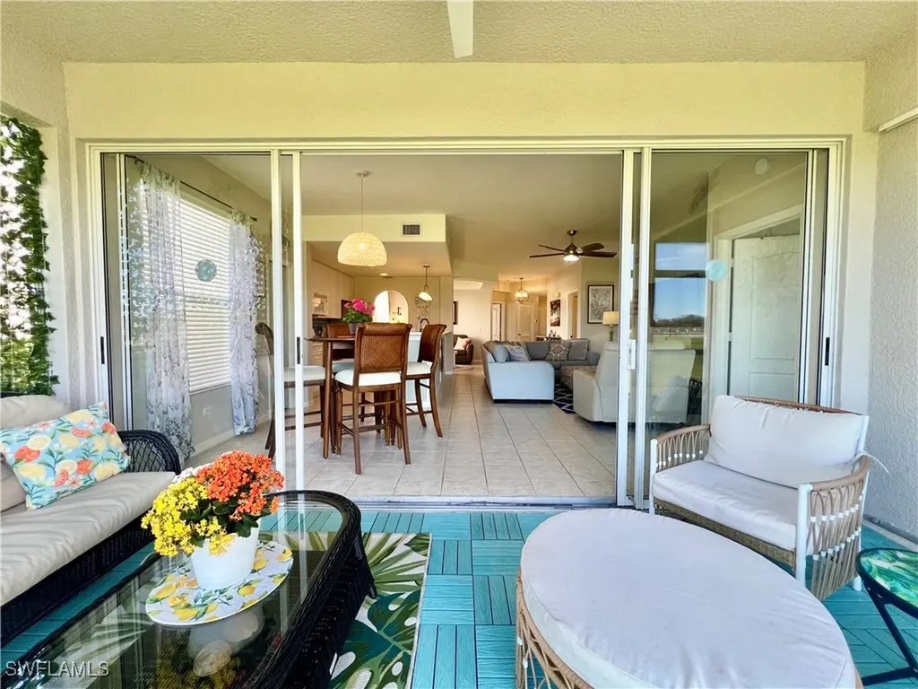 1945 Crestview Way Naples FL 34119