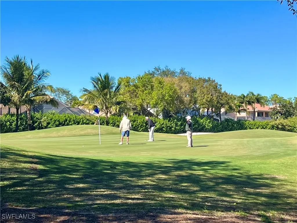 1945 Crestview Way Naples FL 34119