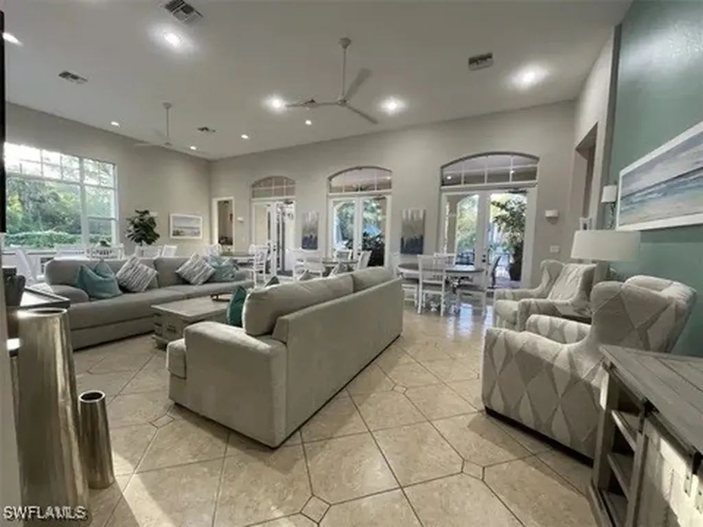 4510 Botanical Place Circle Naples FL 34112
