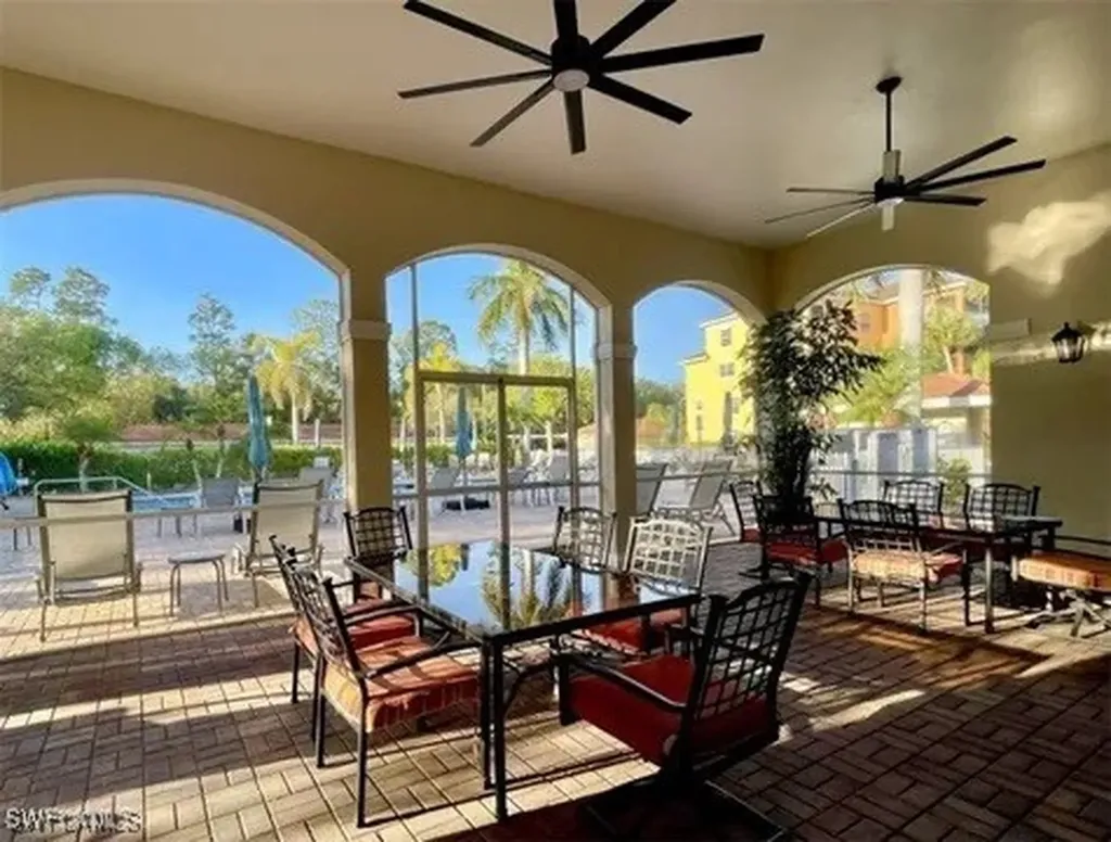 4510 Botanical Place Circle Naples FL 34112