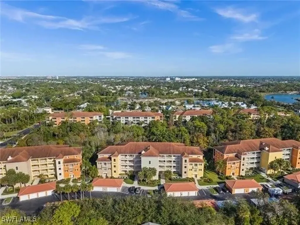 4510 Botanical Place Circle Naples FL 34112
