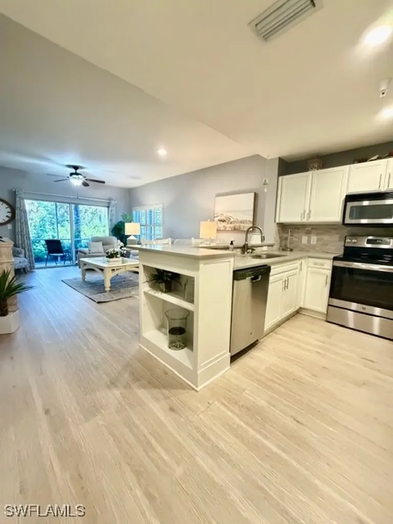 4510 Botanical Place Circle Naples FL 34112