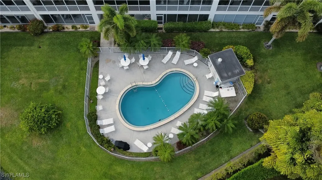 3150 Binnacle Drive Naples FL 34103