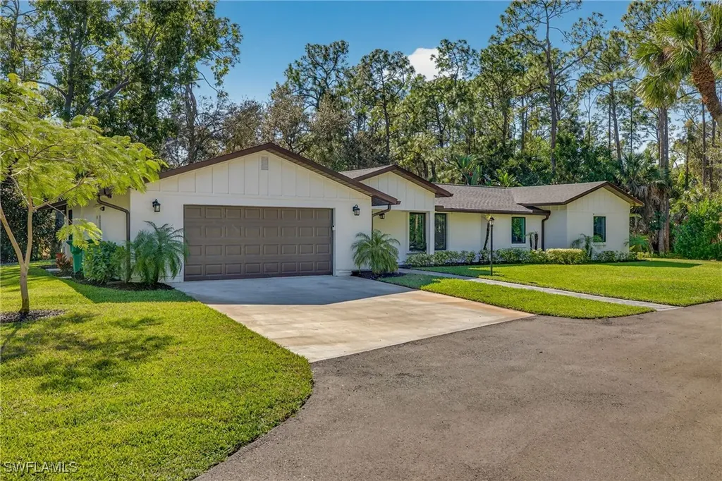 5100 Mahogany Ridge Drive Naples FL 34119