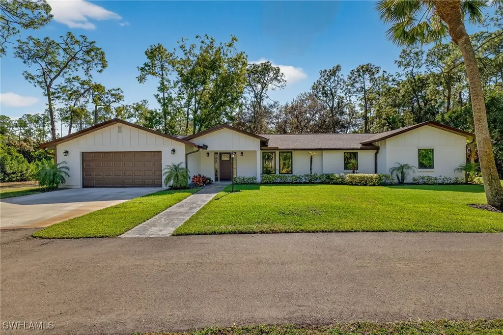 5100 Mahogany Ridge Drive Naples FL 34119
