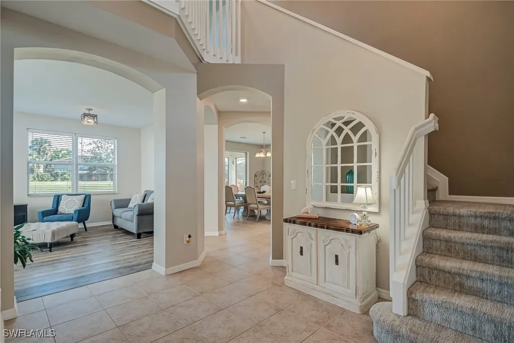 1897 Par Drive Naples FL 34120