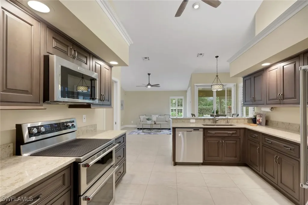 744 Belville Boulevard Naples FL 34104