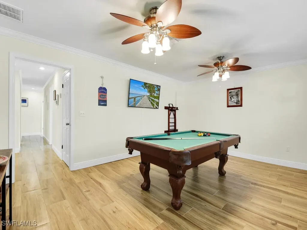 637 103rd Avenue N Naples FL 34108