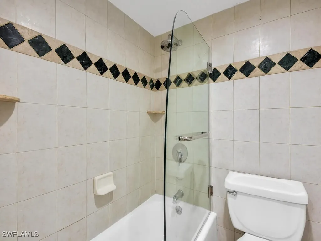 637 103rd Avenue N Naples FL 34108