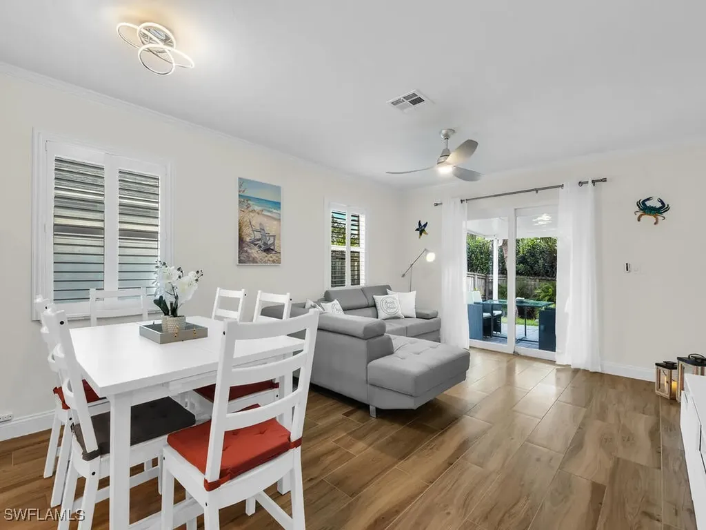 637 103rd Avenue N Naples FL 34108