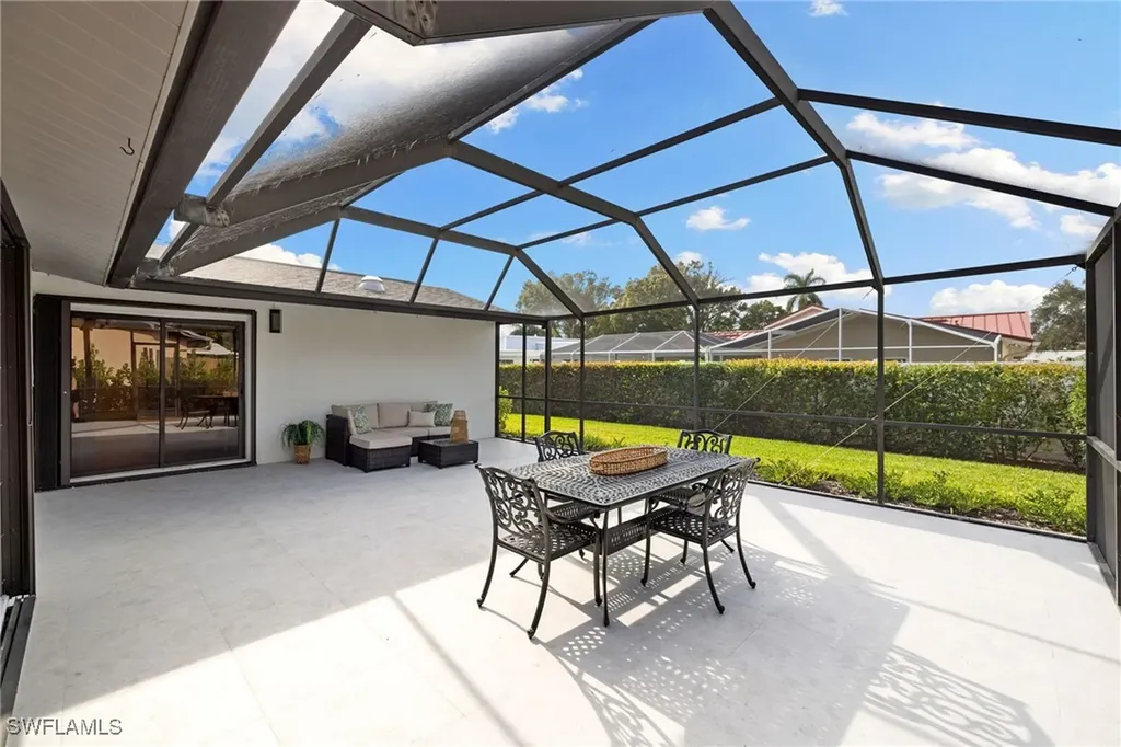 1196 Westlake Boulevard Naples FL 34103