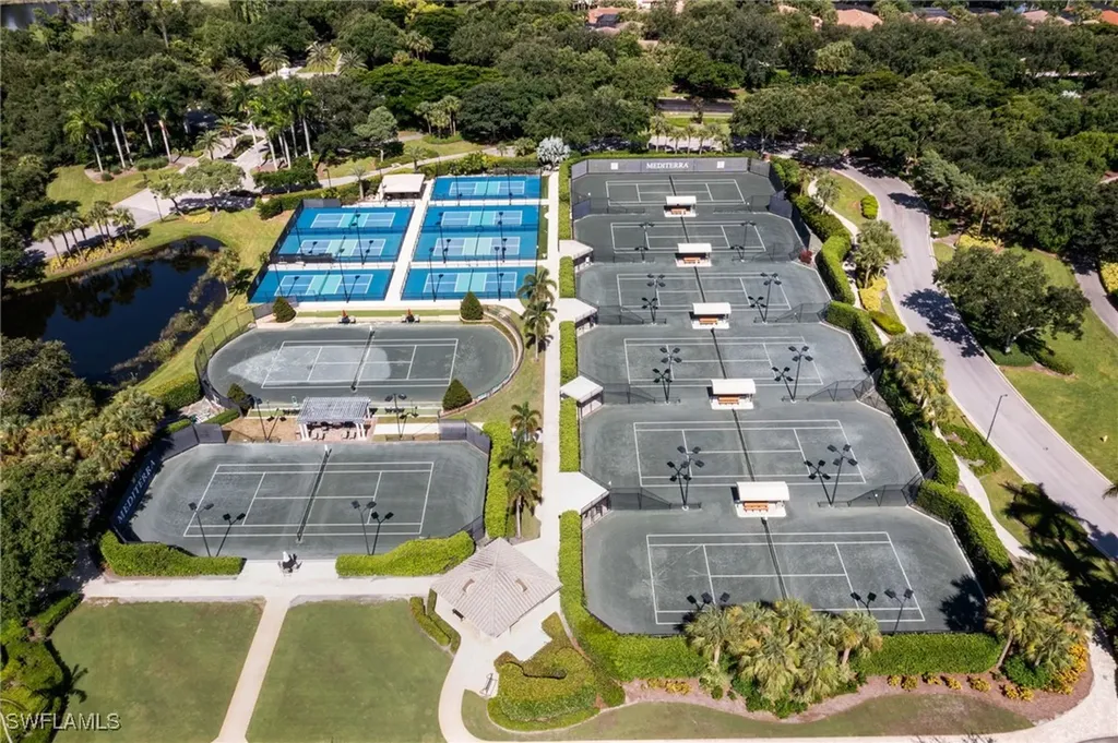 15520 Monterosso Lane Naples FL 34110